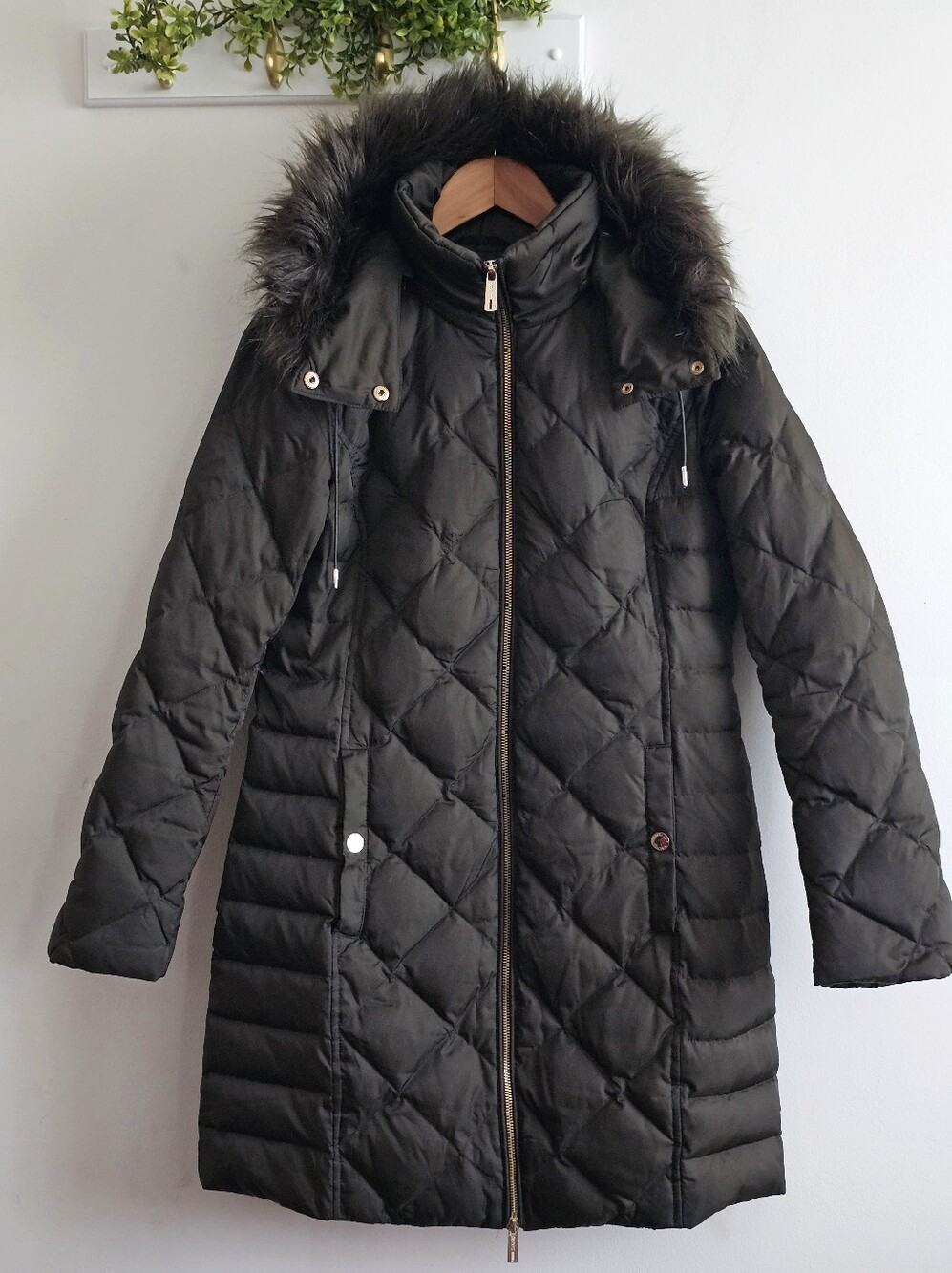 Kenneth Cole Reaction Women’s Olive Green Down Puffer Faux Fur Parka Coat S